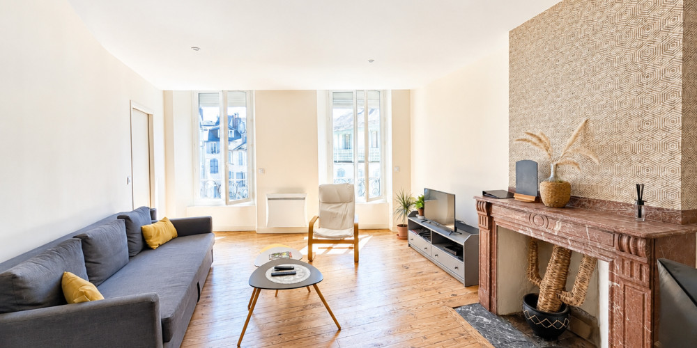 immeuble à BAGNERES DE BIGORRE (65200)